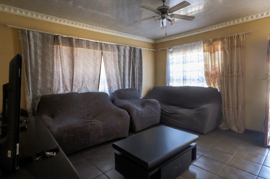 2 Bedroom Property for Sale in Amalinda Eastern Cape